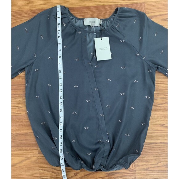 4 For $20 Creative Commune Smoky Gray Fan Print Blouse V-Neck Top Size Medium - Picture 4 of 8